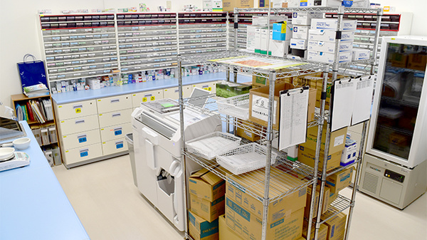 V・drug　池田調剤薬局の調剤室
