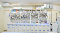 調剤薬局ツルハドラッグ赤平店の薬棚