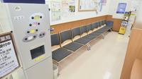 調剤薬局ツルハドラッグ松前店の待合スペース