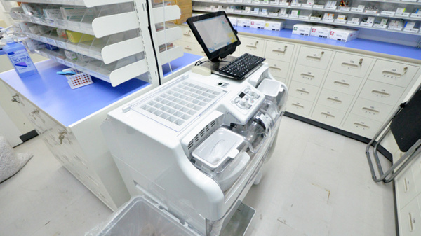 調剤薬局ツルハドラッグ苫小牧拓勇西店の調剤器具