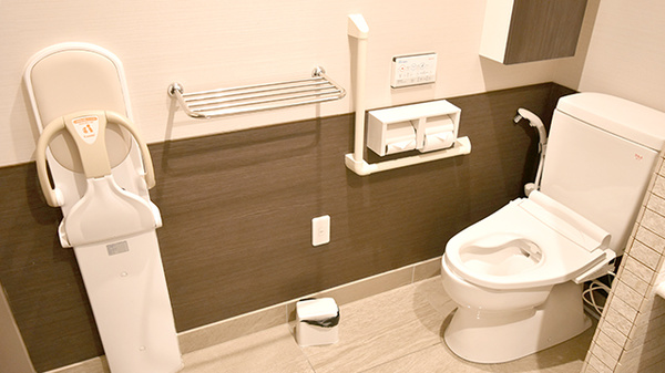 調剤薬局ツルハドラッグ燕吉田店のお手洗い