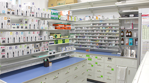 調剤薬局ツルハドラッグ高畠店の調剤室