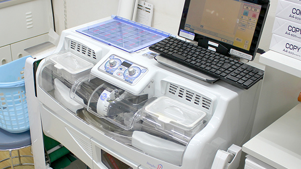 調剤薬局ツルハドラッグ秋田御所野店の調剤器具