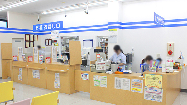 薬局くすりの福太郎夏見台店の受付/カウンター