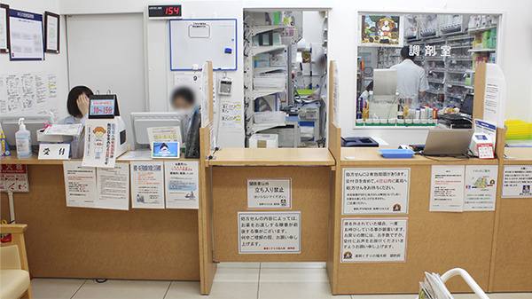 薬局くすりの福太郎船橋FACEⅡ店の受付/カウンター
