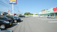 ウォンツ三原古浜薬局の駐車場