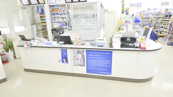 ウェルネス薬局　出雲駅南店の受付/カウンター
