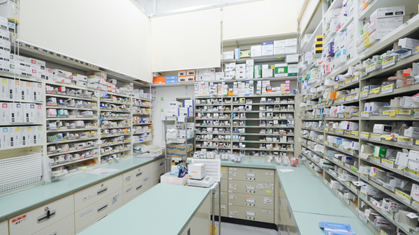 ウォンツ広白石薬局の調剤室