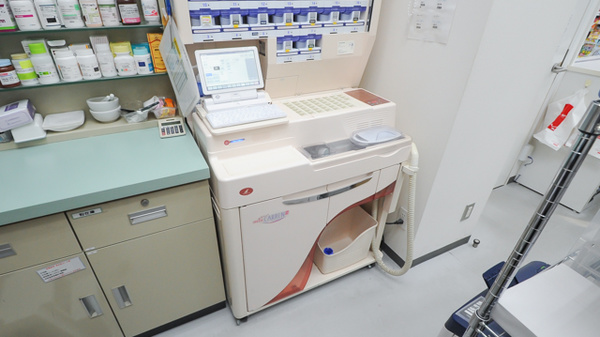 ウォンツ広白石薬局の調剤器具
