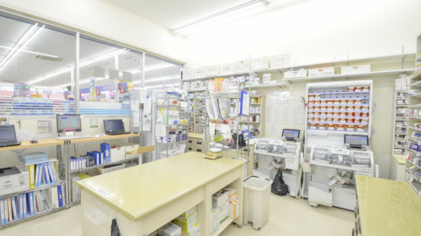 ウェルネス薬局　角盤店の調剤室
