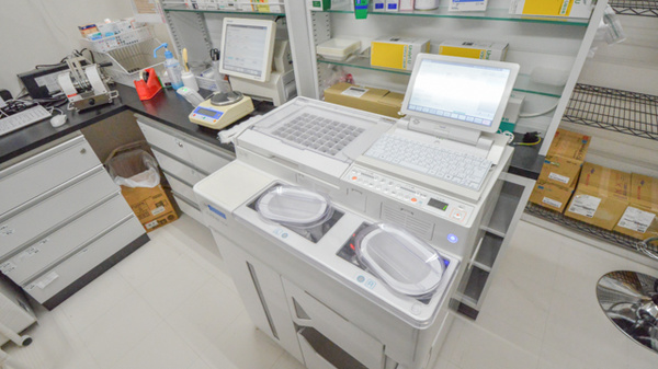 レデイ薬局宇和インター店の調剤器具