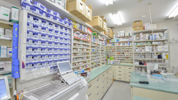 レデイ薬局新居浜中央店の調剤室