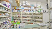レデイ薬局新居浜中央店の薬棚