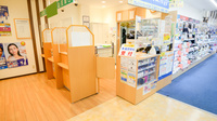 調剤薬局ツルハドラッグ八勝通店の受付/カウンター
