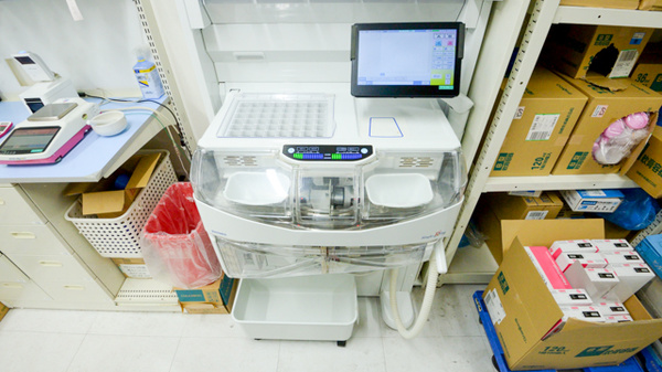 調剤薬局ツルハドラッグ牧の原店の調剤器具