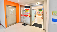ツルハ薬局ラウンドスポット一社店の入口