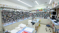 調剤薬局ツルハドラッグ篭山店の薬棚