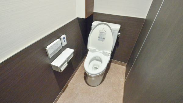 調剤薬局ツルハドラッグ旭川駅前店のお手洗い