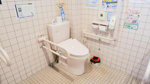 レデイ薬局波止浜店のお手洗い
