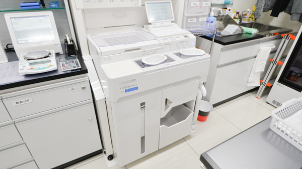 レデイ薬局波止浜店の調剤器具