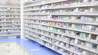 調剤薬局ツルハドラッグ八戸江陽店の薬棚