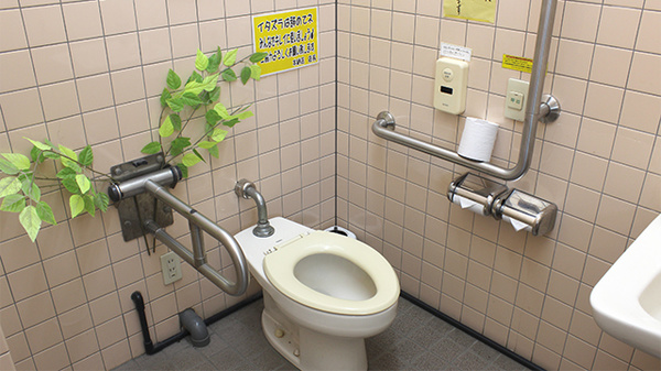 調剤薬局ツルハドラッグ本納店のお手洗い
