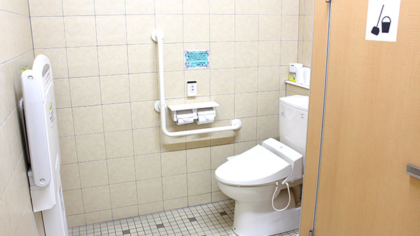 調剤薬局ツルハドラッグ山梨中央店のお手洗い