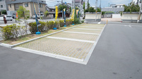 調剤薬局ツルハドラッグ生野田島店の駐車場