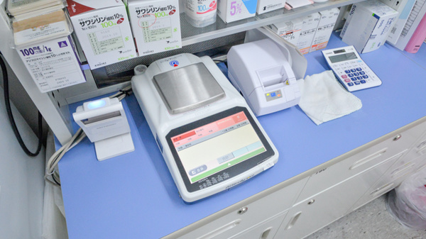 調剤薬局ツルハドラッグ南花屋敷店の調剤器具