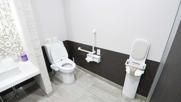 調剤薬局ツルハドラッグ伊丹中央店のお手洗い