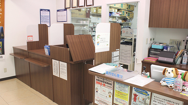 薬局くすりの福太郎新鎌ヶ谷店の受付/カウンター