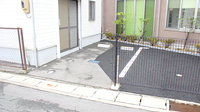 おなはま薬局の駐車場