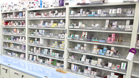 つくし薬局　向町店の薬棚