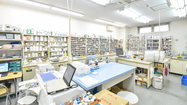 みらくる薬局医大前店の調剤室