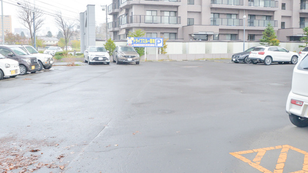 ナカジマ薬局　桑園店の駐車場