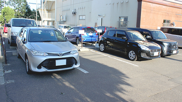 ソラリス薬局の駐車場