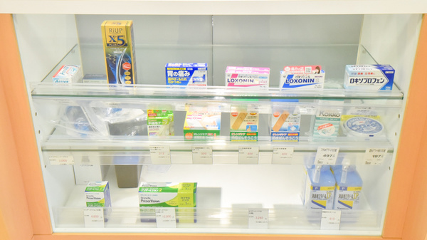 サツドラ薬局北３３条店の一般医薬品