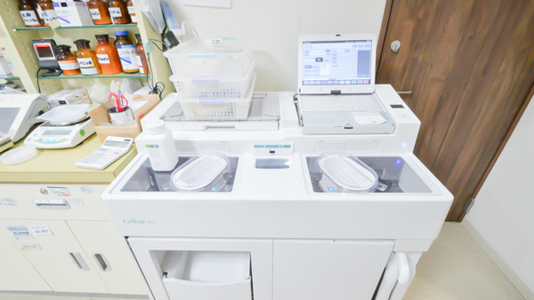 琴似メディカル薬局（ナカジマ薬局グループ）の調剤器具