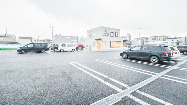 ナカジマ薬局　麻生店の駐車場