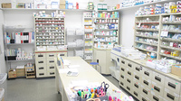おもと薬局石川店の調剤室