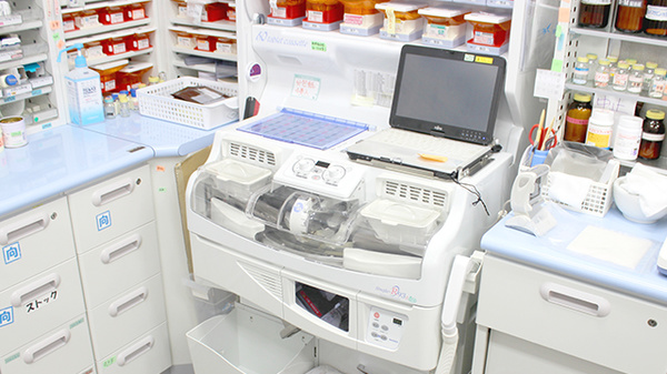 おもと薬局大川店の調剤器具