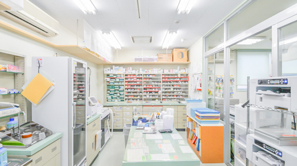 ナカジマ薬局　サンセイ川原店の調剤室