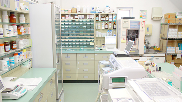 ふじさわ薬局末広5条店の調剤室
