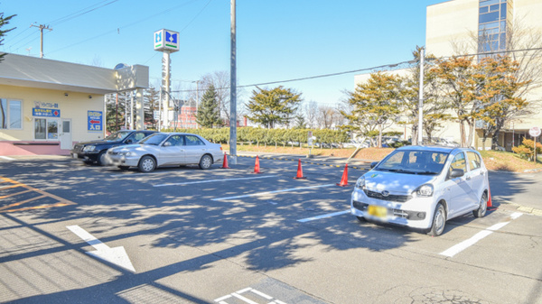 ナカジマ薬局　めむろ店の駐車場