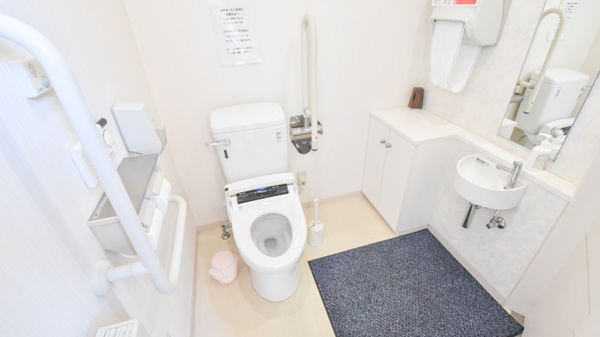 ナカジマ薬局　はくりんだい店のお手洗い