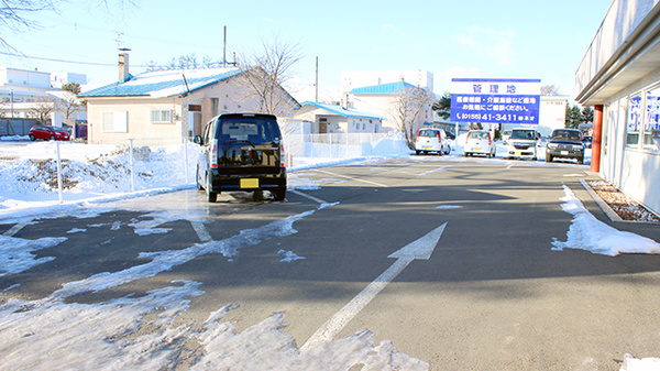 まつもと薬局フロンティア店の駐車場