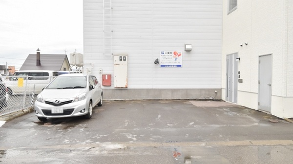 ナカジマ薬局　北見日赤前店の駐車場