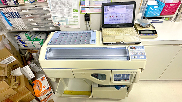 ファーマシーサエキの調剤器具