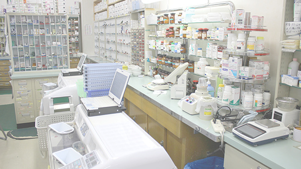 青森調剤薬局の調剤室