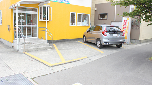 すずらん調剤薬局勝田店の駐車場